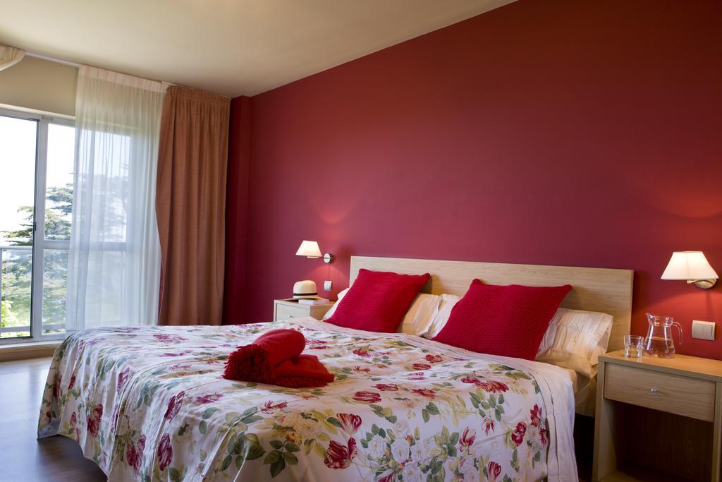 Apartamentos Mar كوميلاس المظهر الخارجي الصورة