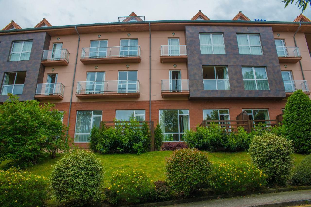 Apartamentos Mar كوميلاس المظهر الخارجي الصورة